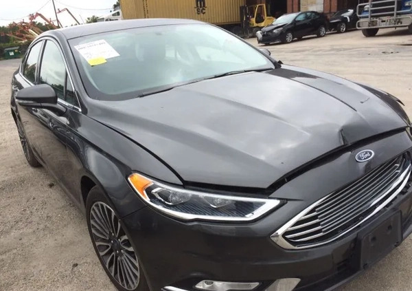 Ford Fusion cena 53000 przebieg: 132100, rok produkcji 2017 z Bełchatów małe 631